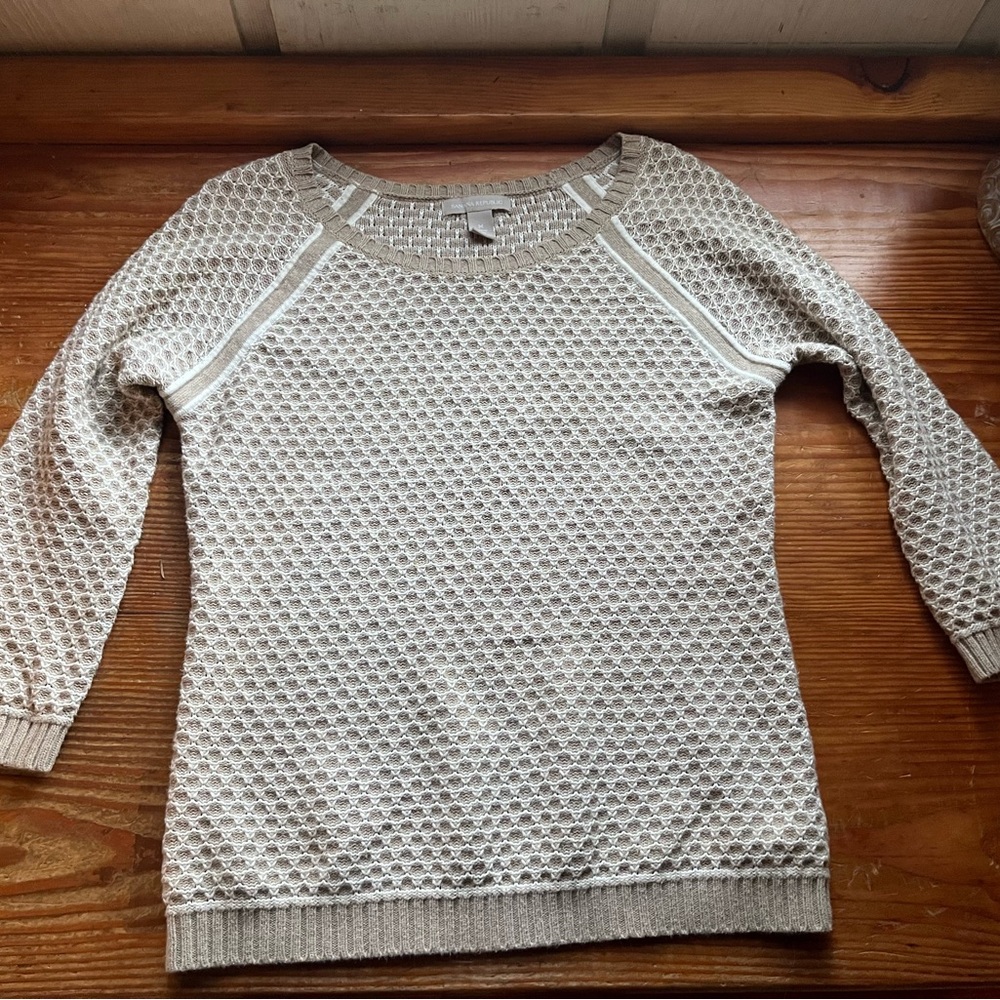 Banana republic sweater size M